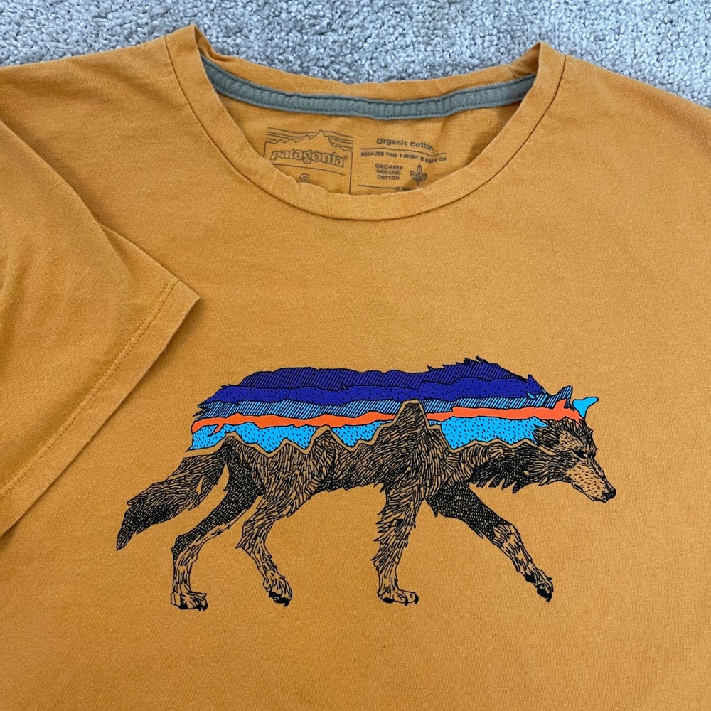 Patagonia T Shirt Mens Small Wolf Back for Good Mustard Yellow Organic Cotton